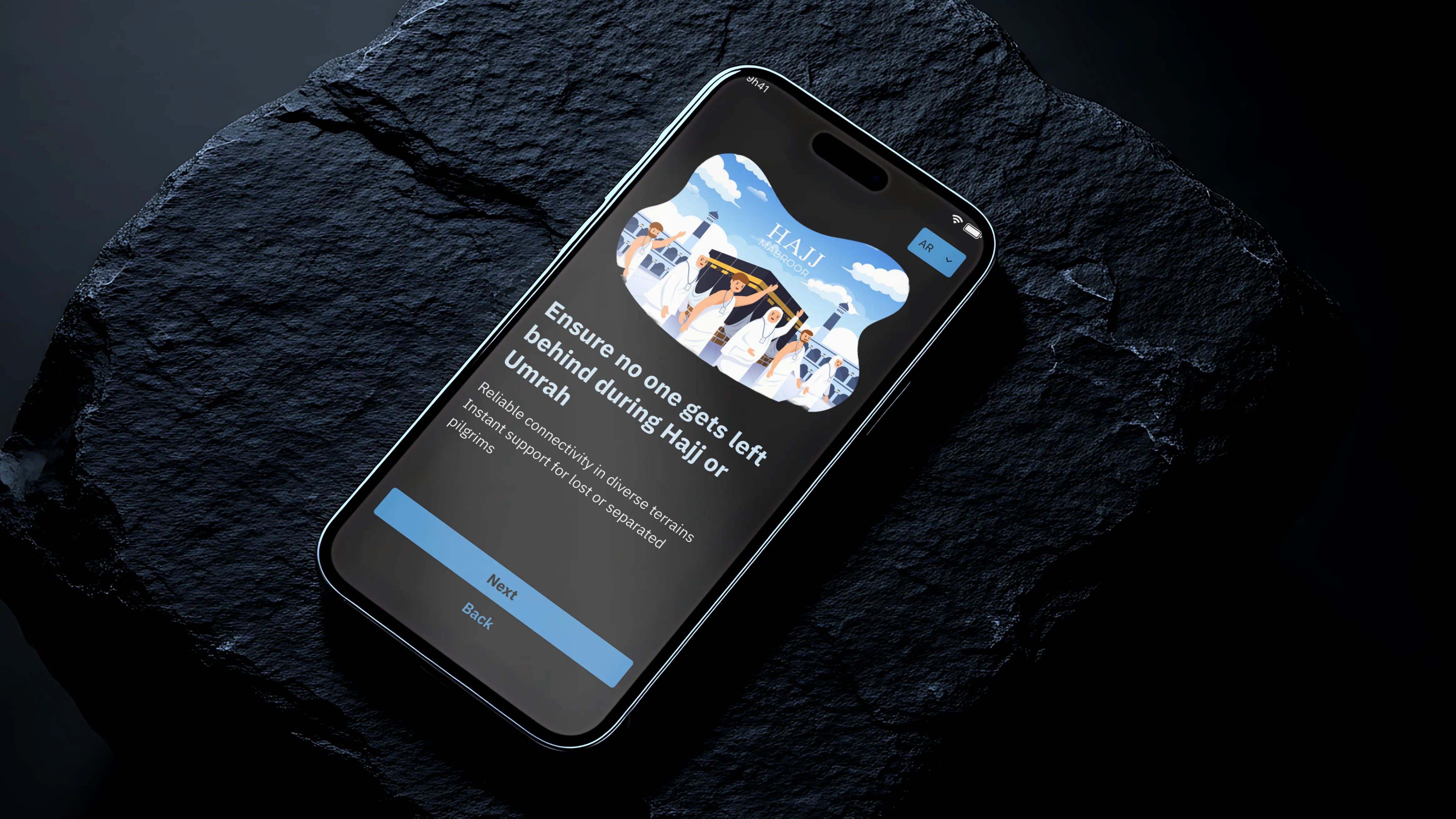 Bilingual mobile safety app interface for crowd navigation.